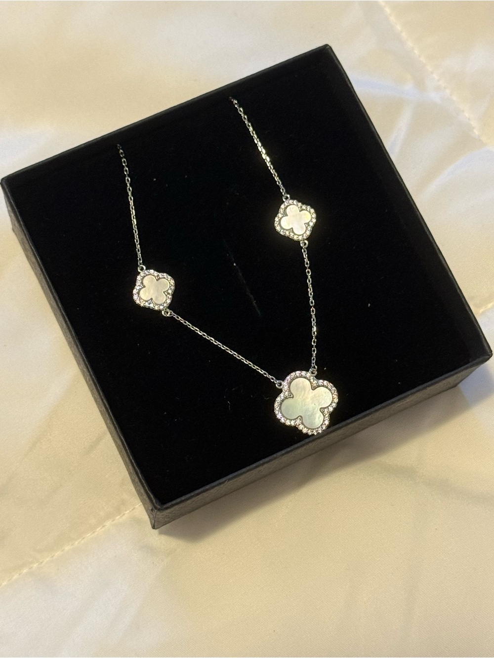 Clover Pendant Necklace with Mother of Pearl Accents